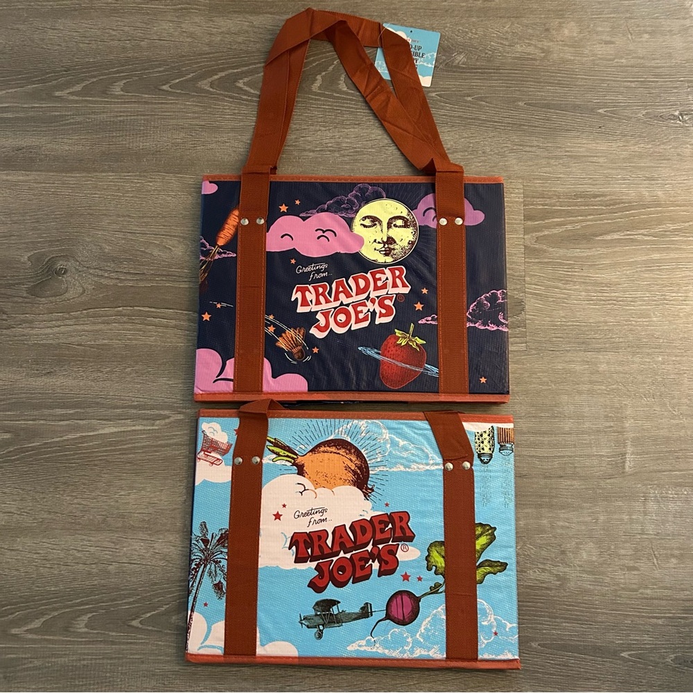 Set of 2 Trader Joe’s Stand Up Collapsible Grocery Tote Bags